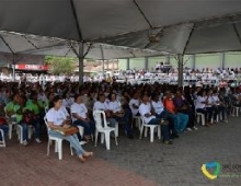 Imagem Dill Casella palestrando em São Gonçalo do Rio Abaixo (MG)